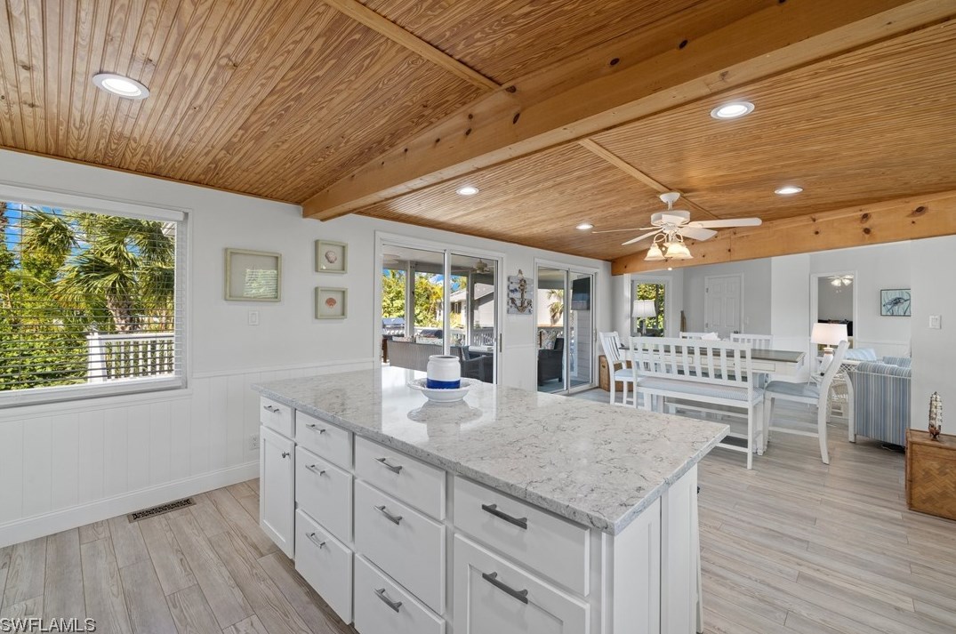 753 Nerita St, Sanibel FL  33957-6814 exterior