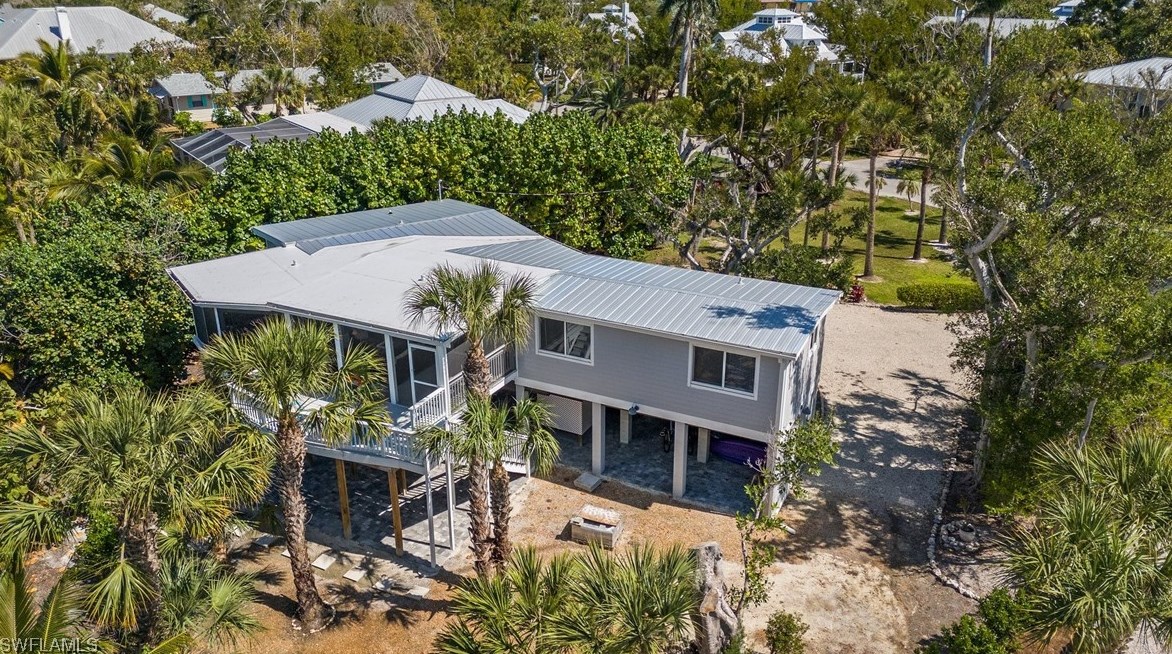 753 Nerita St, Sanibel FL  33957-6814 exterior