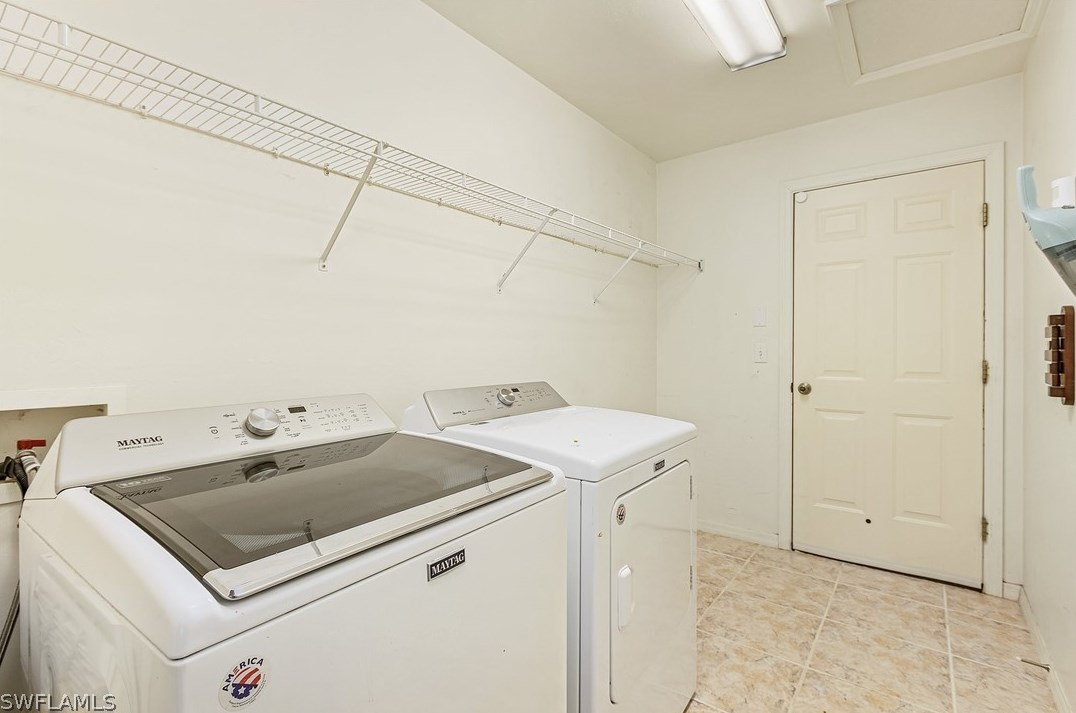 4512 Varsity Cir, Lehigh Acres FL 33971-2060 exterior