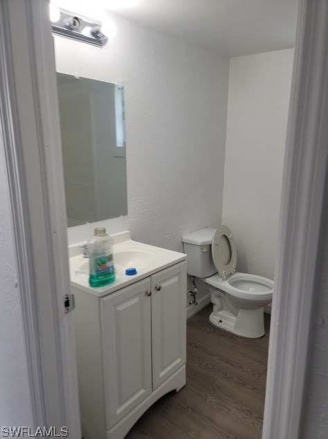 1919 Lillie St, Fort Myers FL  33916-2716 exterior