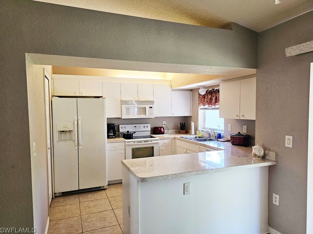 3003 Nadine Ln, Lehigh Acres FL  33971-6725 exterior