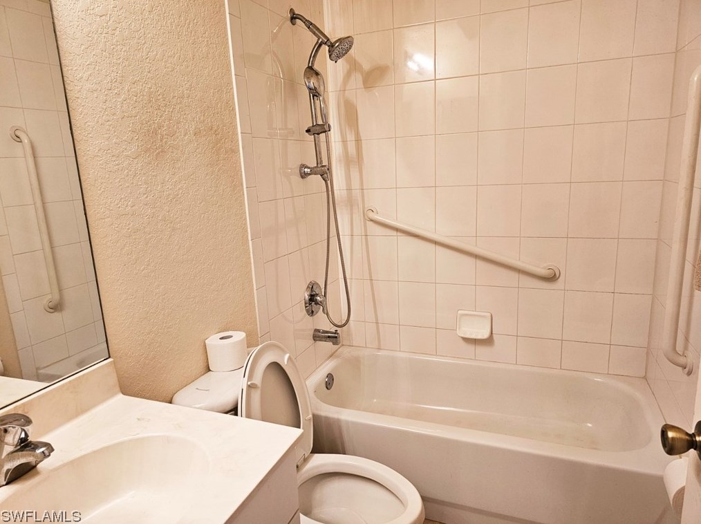 3003 Nadine Ln, Lehigh Acres FL  33971-6725 exterior