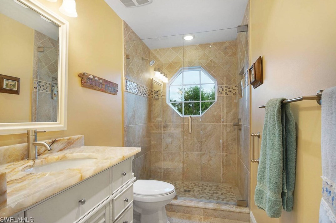 2297 Dixie Lee Ct, Saint James City FL  33956-2000 exterior
