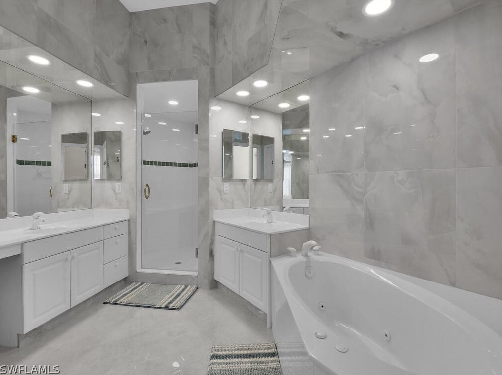 10901 Salerno Bay Rd, Bonita Springs FL  34135-1759 exterior