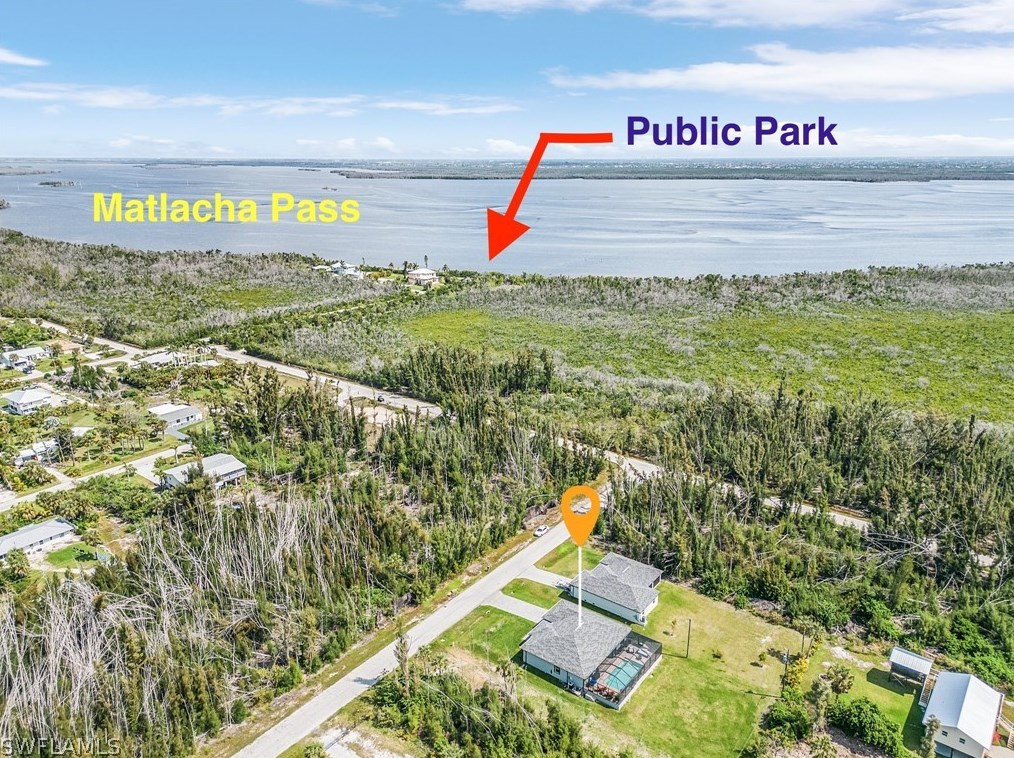 3505 Mango St, Saint James City FL  33956-2551 exterior