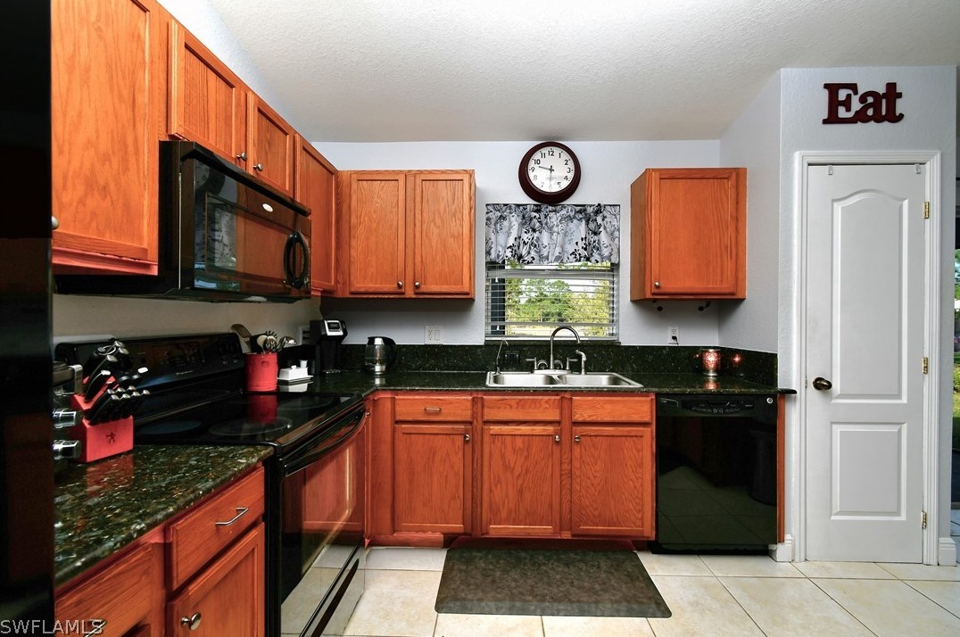 844 Santa Lucia Ave, Lehigh Acres FL  33974-4577 exterior