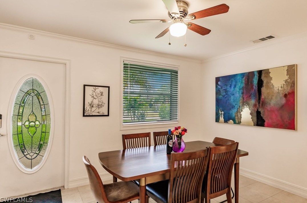 1109 Alhambra Cir, Naples FL 34103-3291 exterior