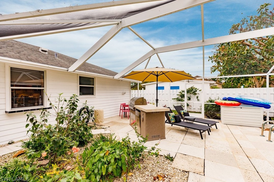 1109 Alhambra Cir, Naples FL 34103-3291 exterior