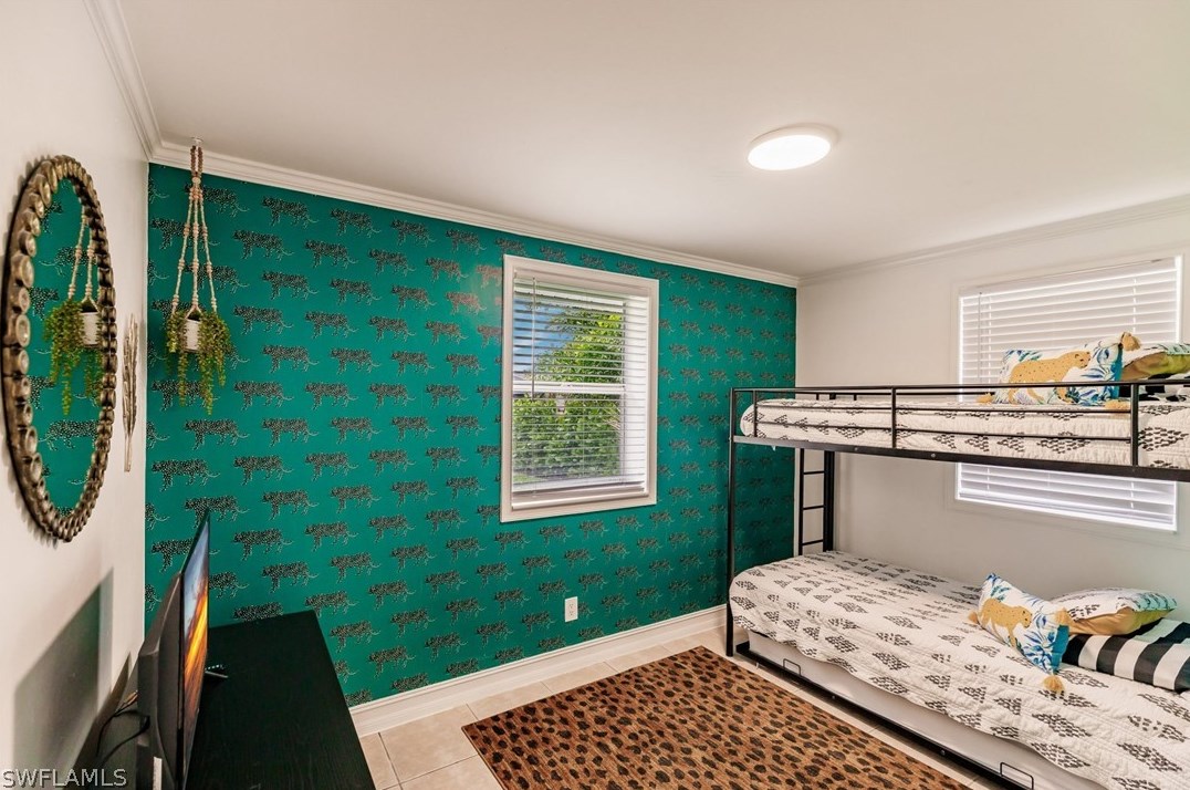 1109 Alhambra Cir, Naples FL 34103-3291 exterior