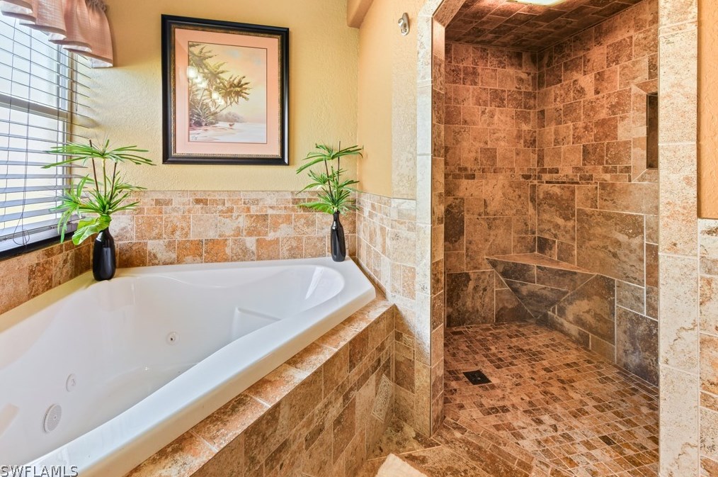 201 Big Pine Ln, Punta Gorda FL 33955-3806 exterior