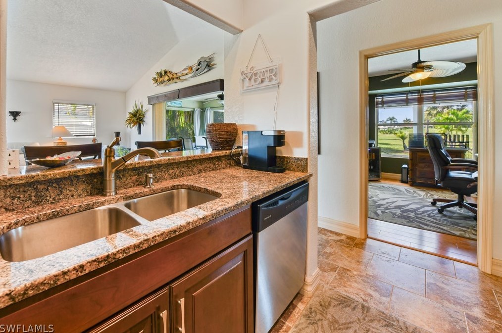 201 Big Pine Ln, Punta Gorda FL 33955-3806 exterior