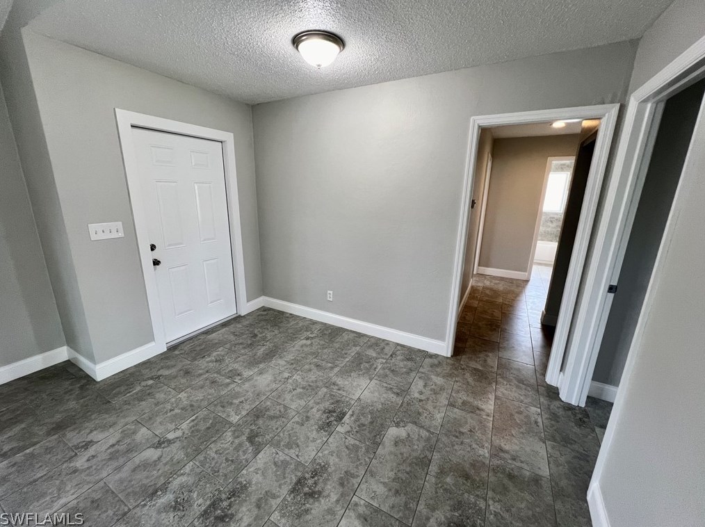 117 Contee Dr, Lehigh Acres FL  33936-5959 exterior