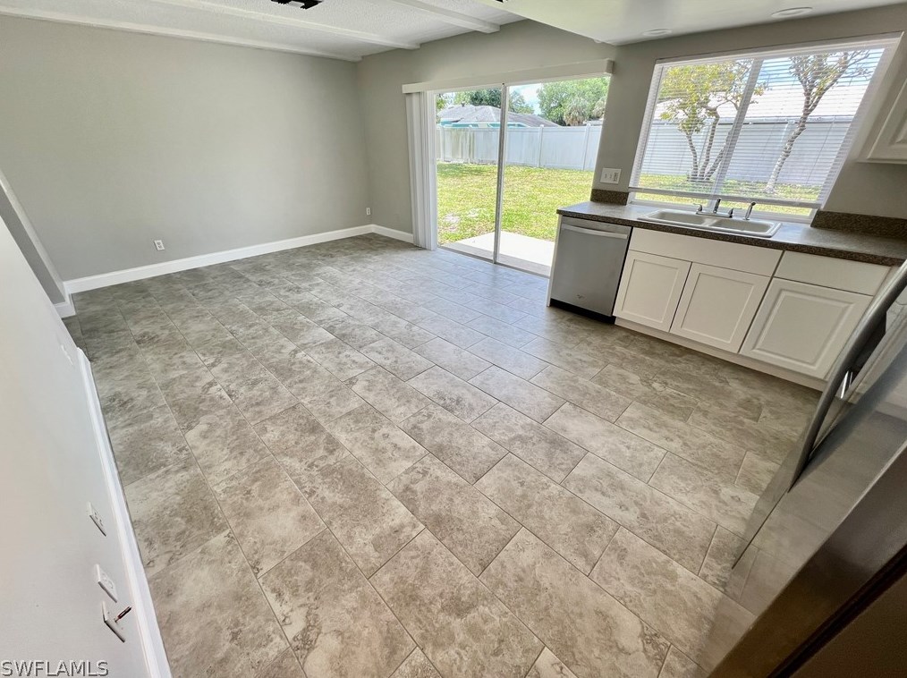 117 Contee Dr, Lehigh Acres FL  33936-5959 exterior