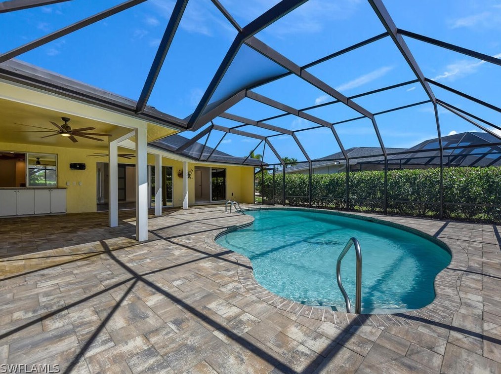 491 Cypress Way, Naples FL 34110-1107 exterior