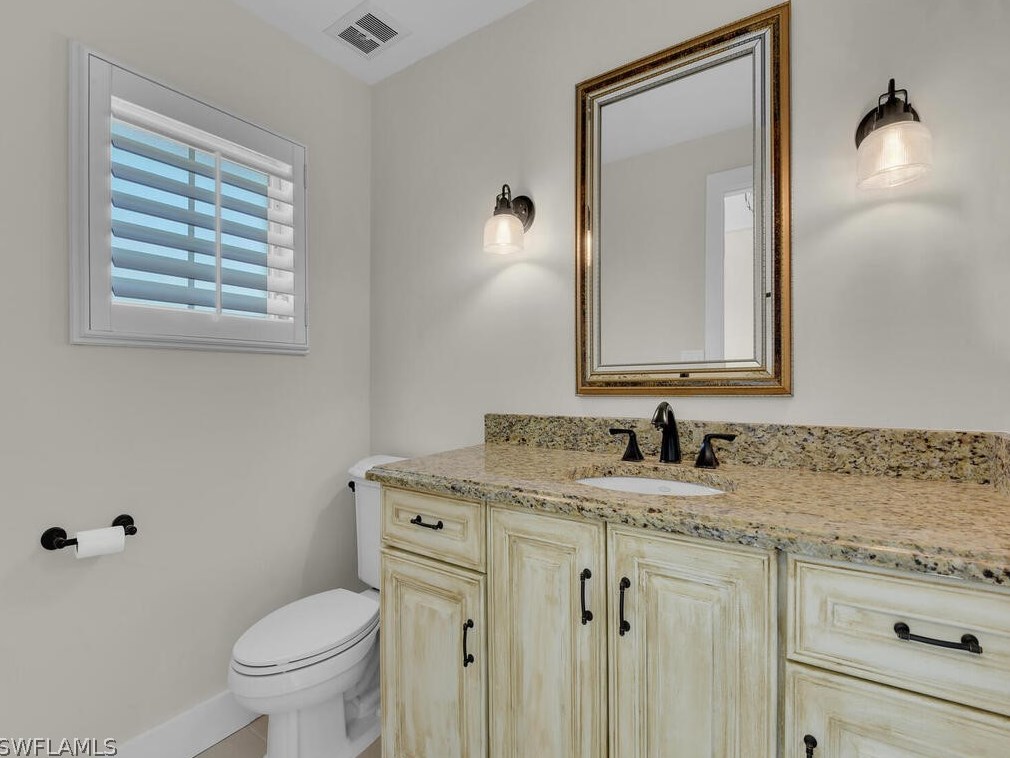 491 Cypress Way, Naples FL 34110-1107 exterior