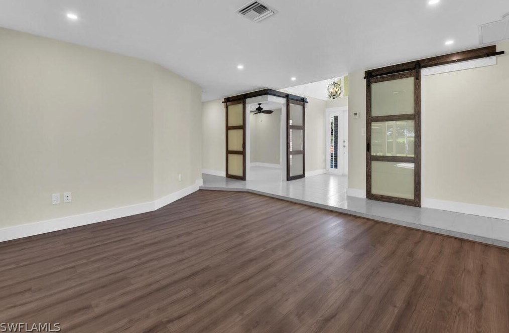 491 Cypress Way, Naples FL 34110-1107 exterior