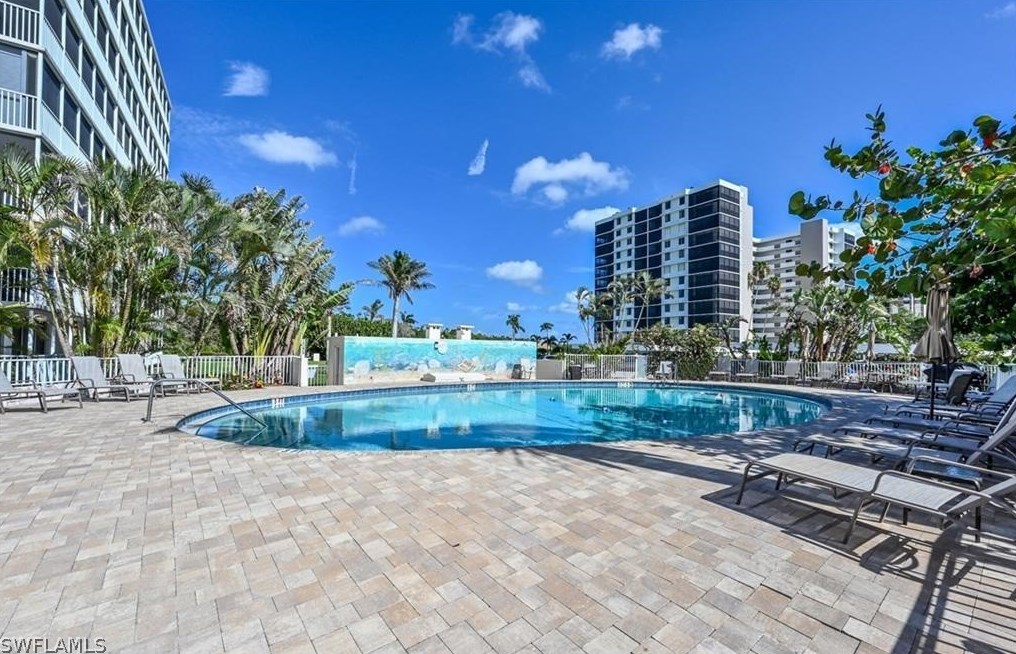 1 Bluebill Ave, Naples FL  34108-1788 exterior