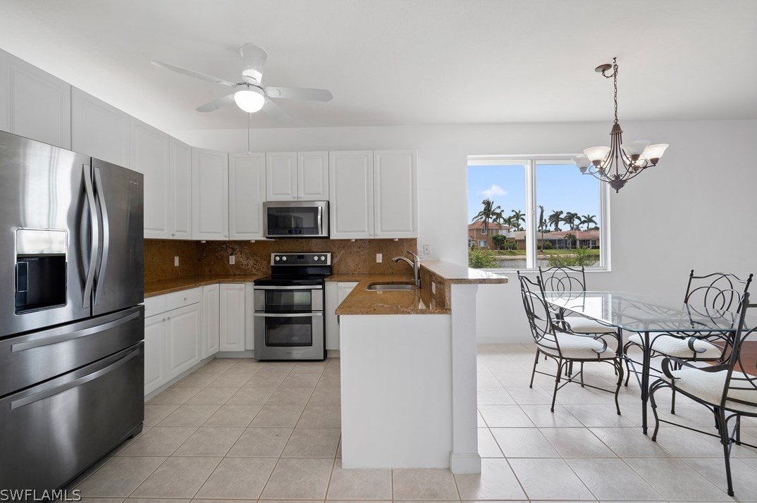 7935 Harmony Lake Ct, Fort Myers FL  33907-6806 exterior