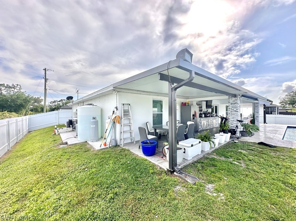 2916 3 St, Lehigh Acres FL 33936-1676 exterior
