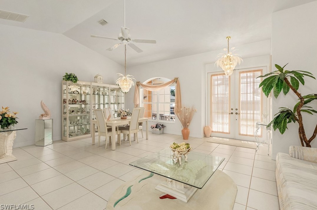 1401 52 Ln, Cape Coral FL  33914-7405 exterior