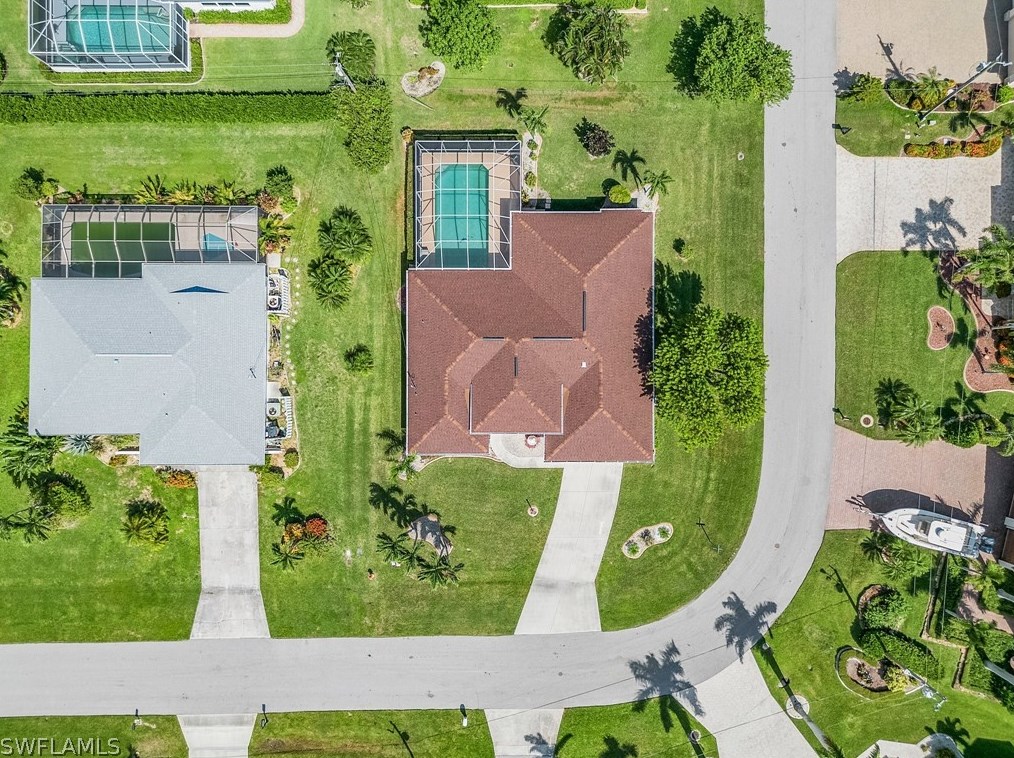 1401 52 Ln, Cape Coral FL  33914-7405 exterior