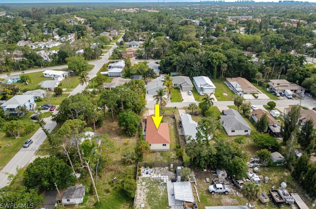 10017 Connecticut St, Bonita Springs FL  34135-4635 exterior