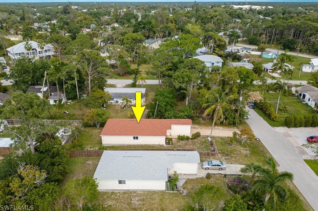 10017 Connecticut St, Bonita Springs FL  34135-4635 exterior