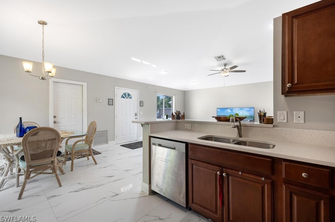 10017 Connecticut St, Bonita Springs FL  34135-4635 exterior