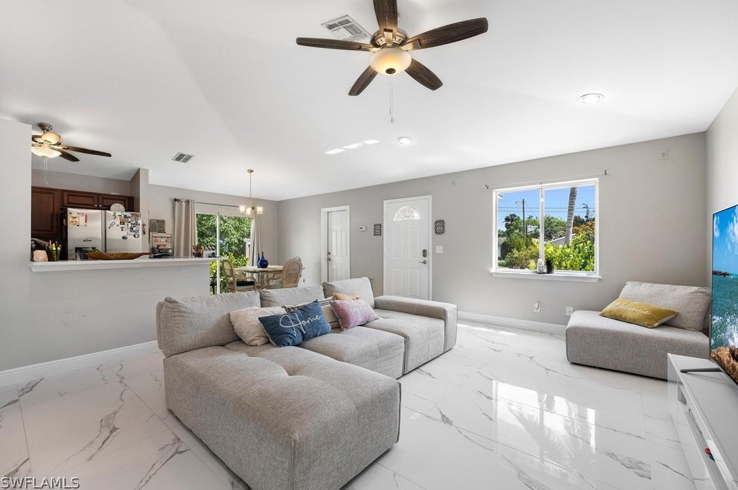 10017 Connecticut St, Bonita Springs FL  34135-4635 exterior