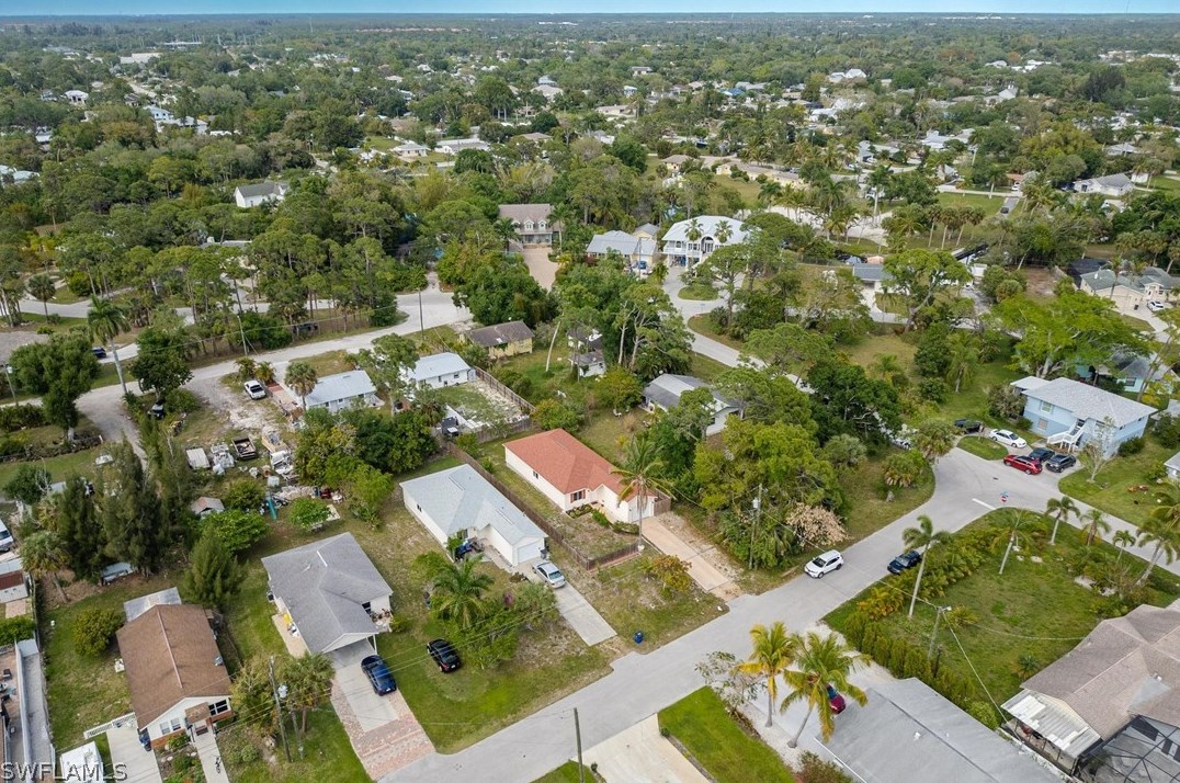 10017 Connecticut St, Bonita Springs FL  34135-4635 exterior