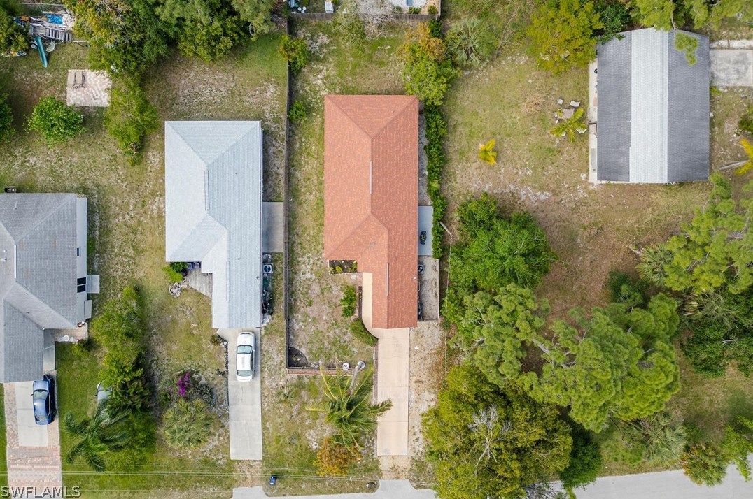 10017 Connecticut St, Bonita Springs FL  34135-4635 exterior