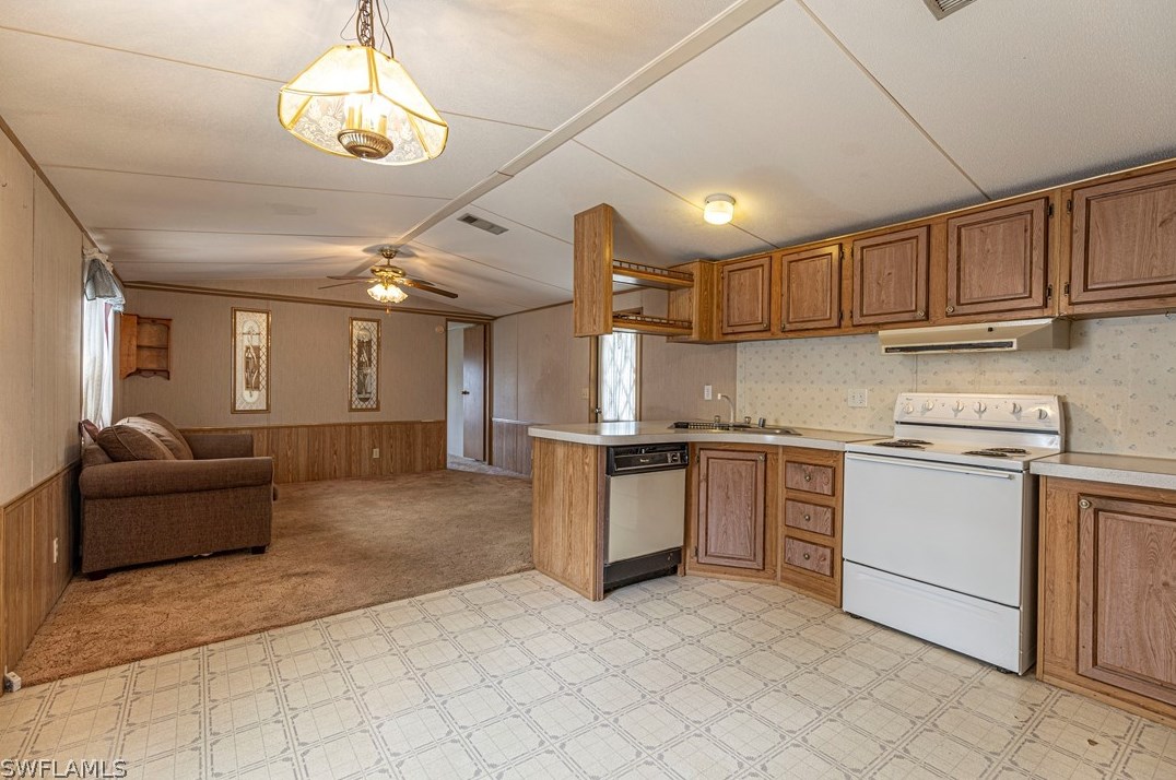 3406 Bayside Pkwy, Punta Gorda FL 33982-1573 exterior