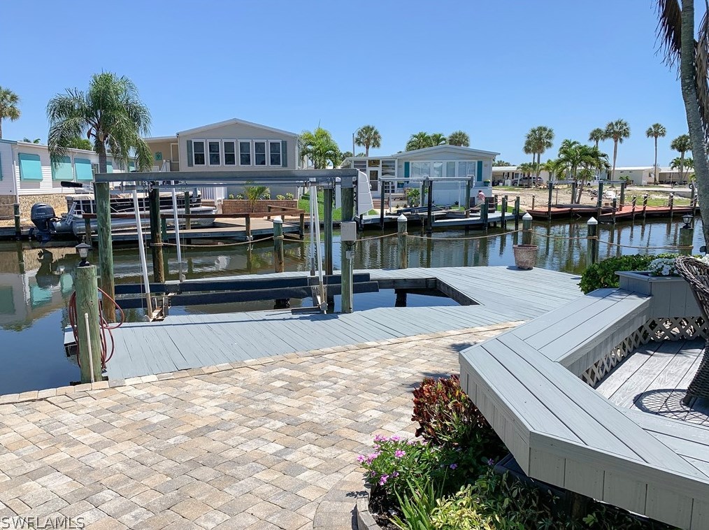 17585 Stevens Blvd, Fort Myers Beach FL  33931-7156 exterior