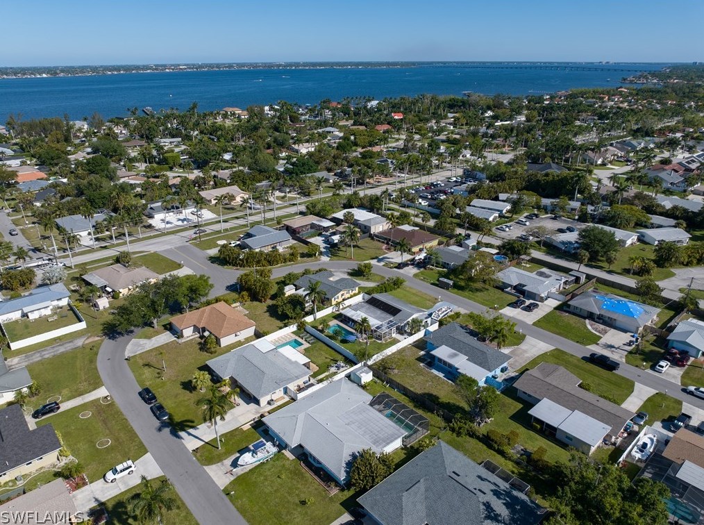 804 Entrada Dr, Fort Myers FL  33919-3212 exterior