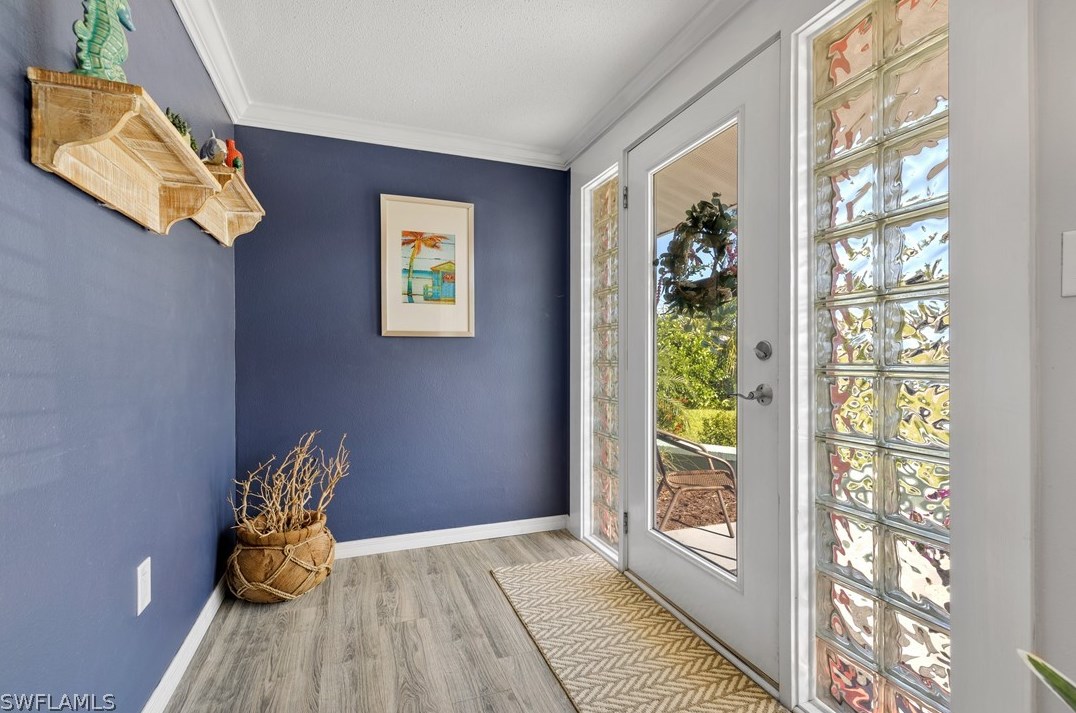 804 Entrada Dr, Fort Myers FL  33919-3212 exterior