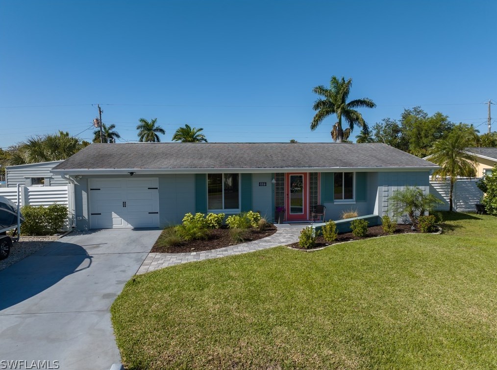 804 Entrada Dr, Fort Myers FL  33919-3212 exterior