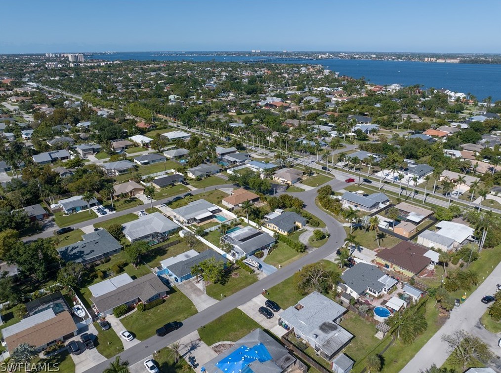 804 Entrada Dr, Fort Myers FL  33919-3212 exterior