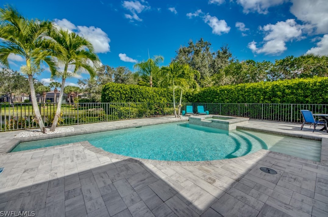 15710 Villoresi Way, Naples FL  34110-2714 exterior