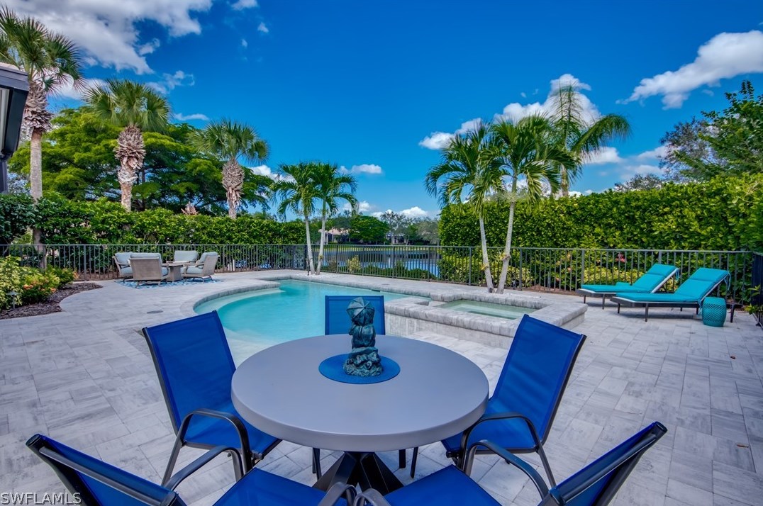 15710 Villoresi Way, Naples FL  34110-2714 exterior