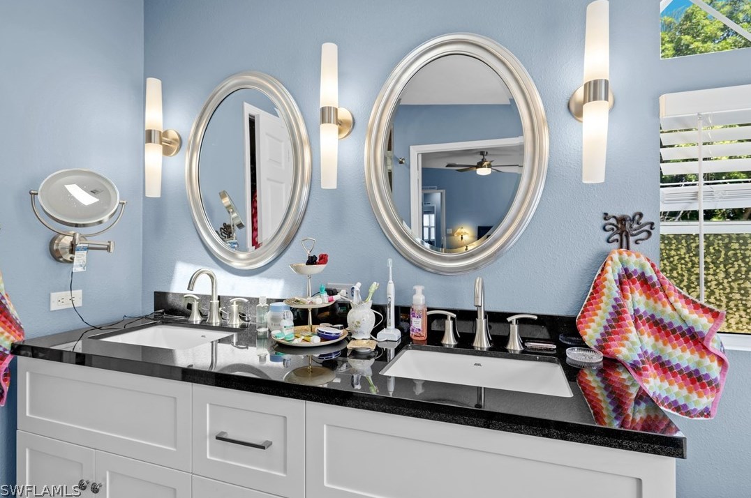 26192 Bonita Fairways Cir, Bonita Springs FL  34135-6555 exterior