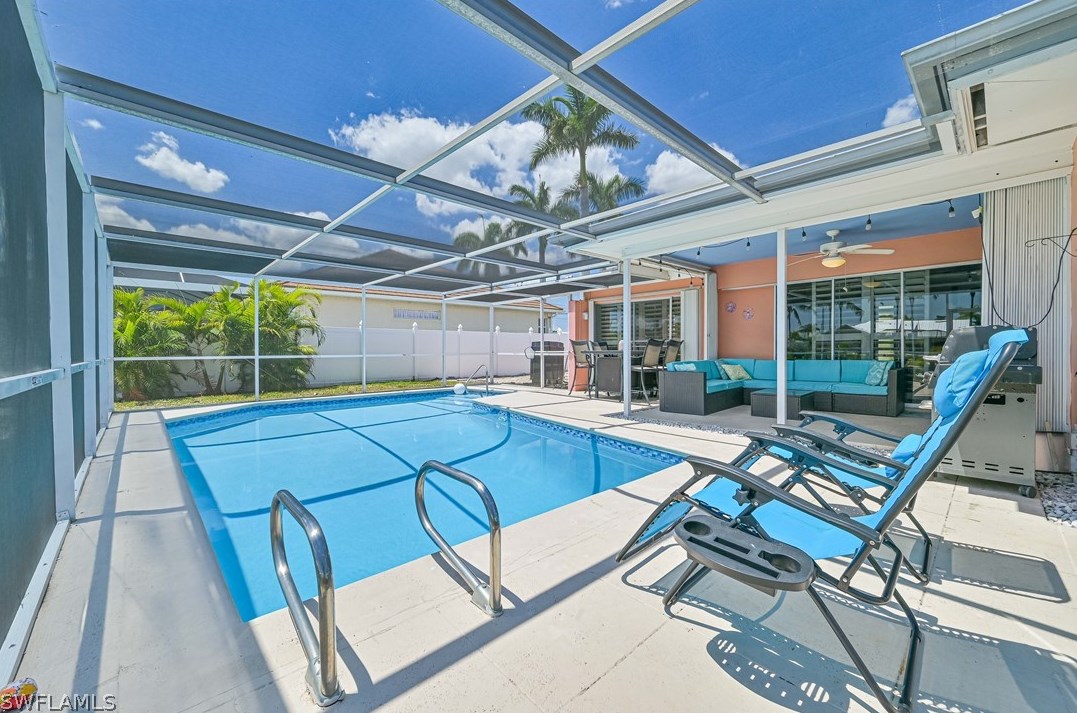 1118 20th St, Cape Coral FL  33990-4585 exterior