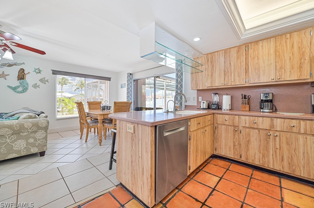 1118 20th St, Cape Coral FL  33990-4585 exterior