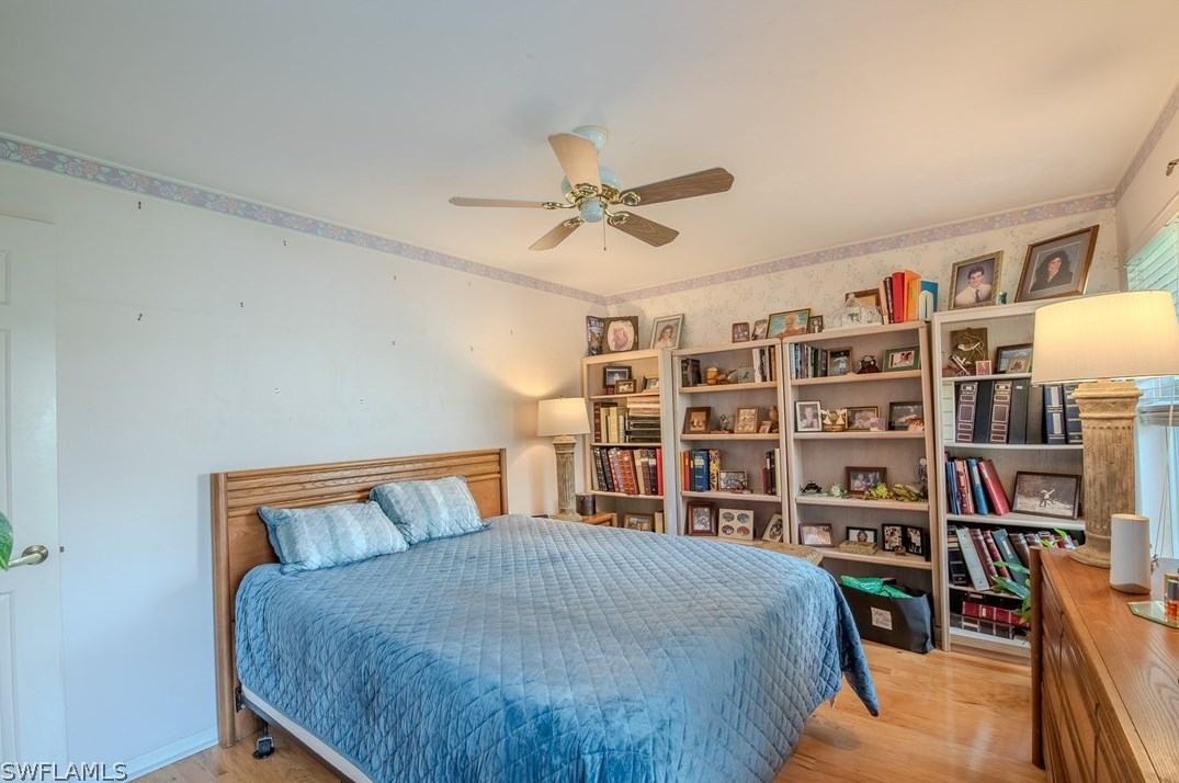 7181 Appleby Dr, Naples FL 34104-6502 exterior