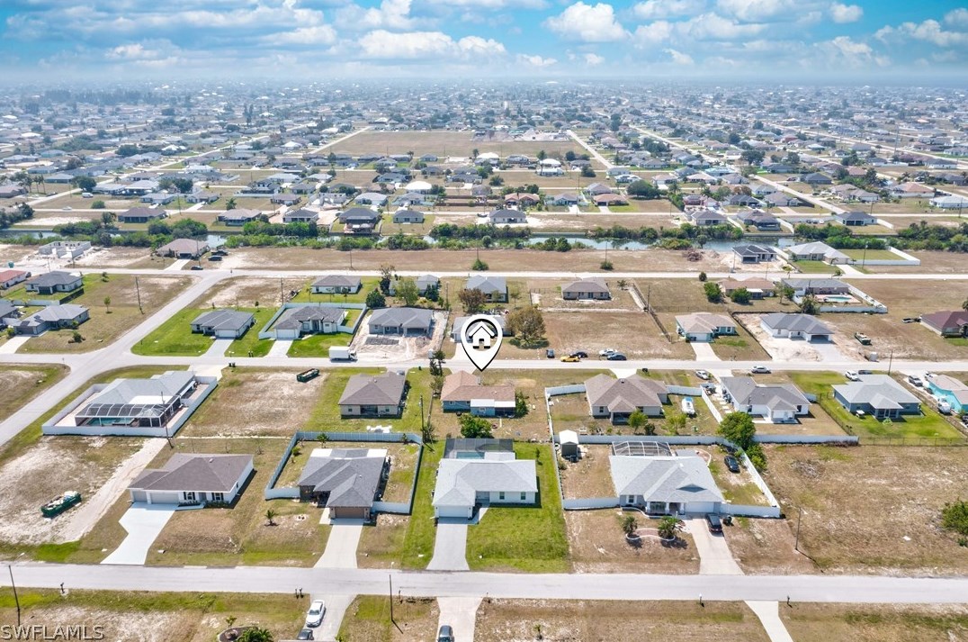 2123 6 Pl, Cape Coral FL  33990-0011 exterior