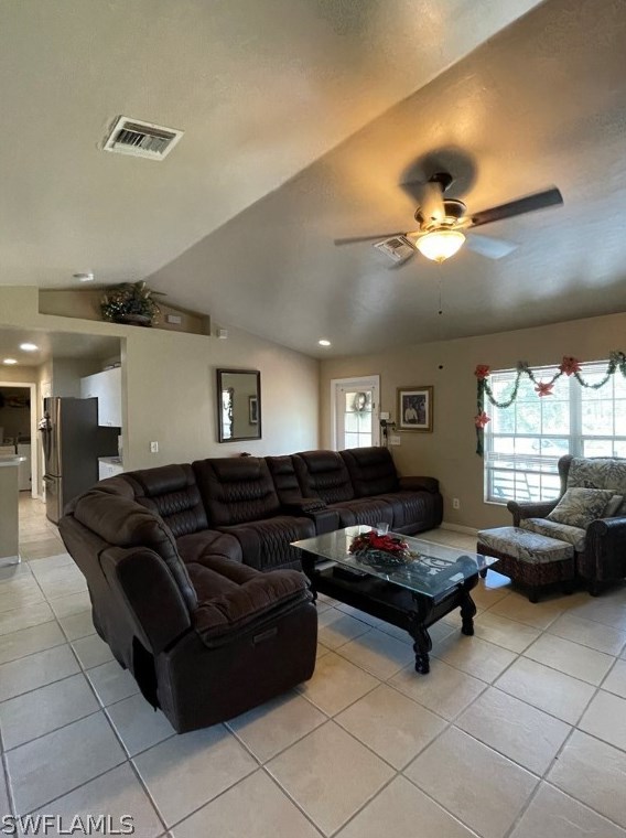 725 Newell St, Lehigh Acres FL 33974-4617 exterior