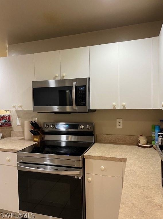 725 Newell St, Lehigh Acres FL 33974-4617 exterior