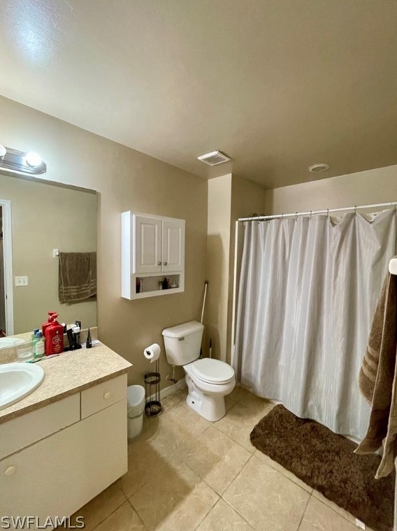 725 Newell St, Lehigh Acres FL 33974-4617 exterior