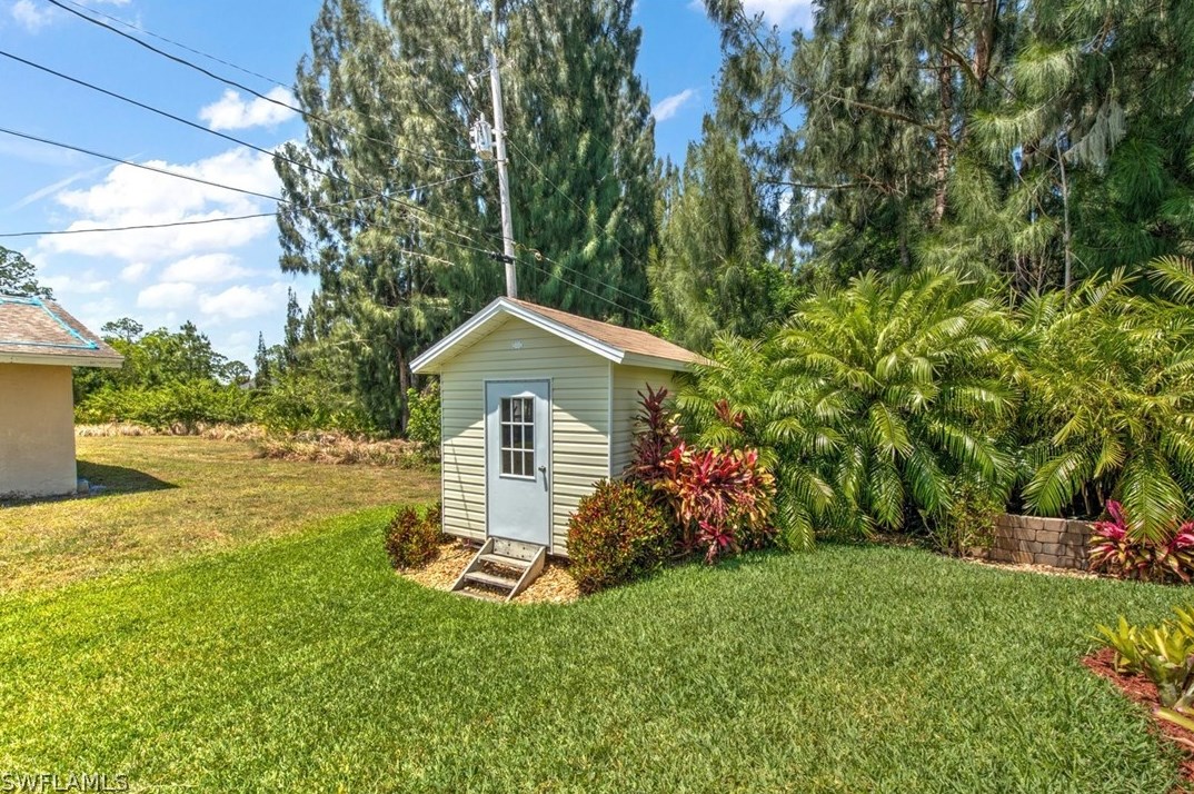 2605 10th St, Lehigh Acres FL  33976-3109 exterior