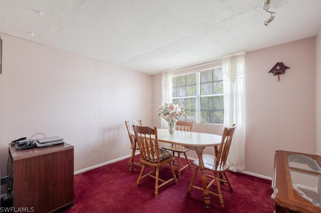 455 Santa Cruz St, Fort Myers FL  33903-2845 exterior