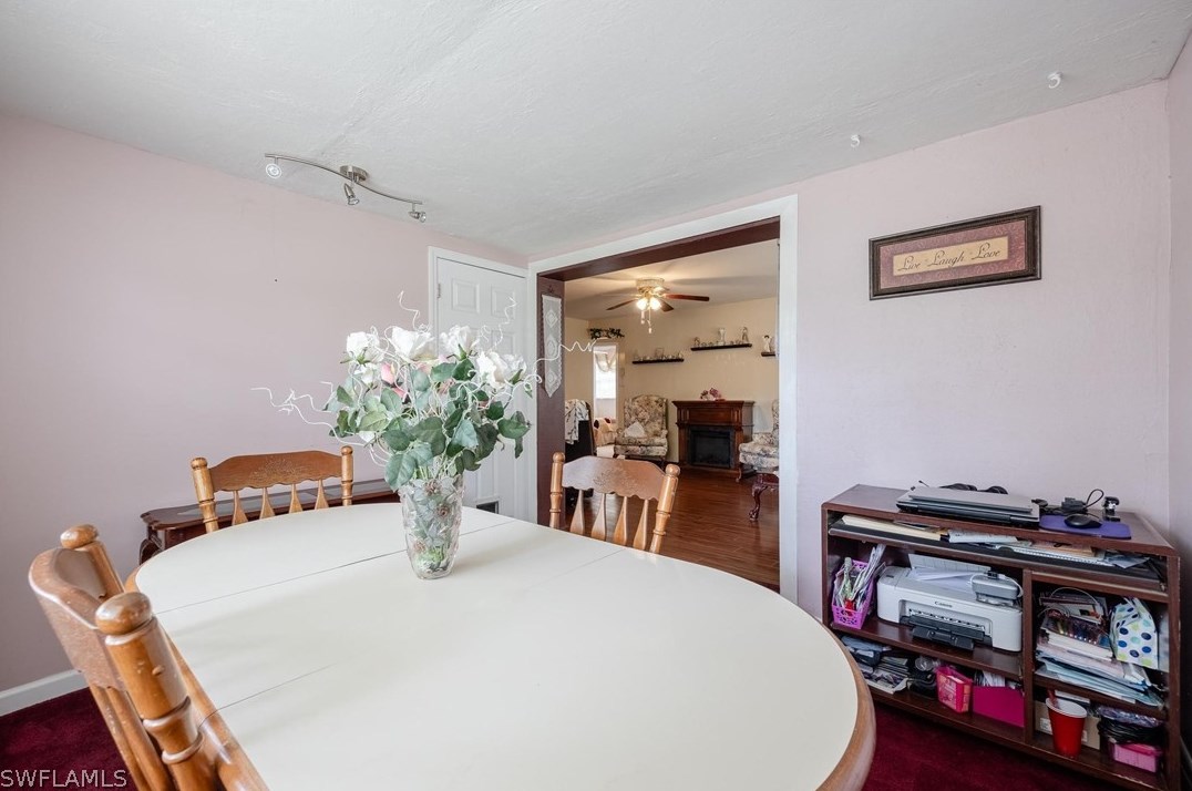 455 Santa Cruz St, Fort Myers FL  33903-2845 exterior